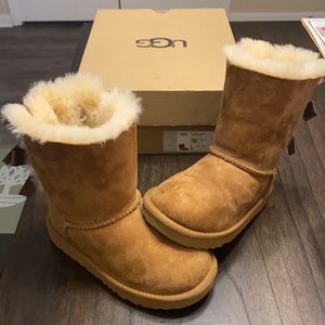 UGG T BAILEY BOW II